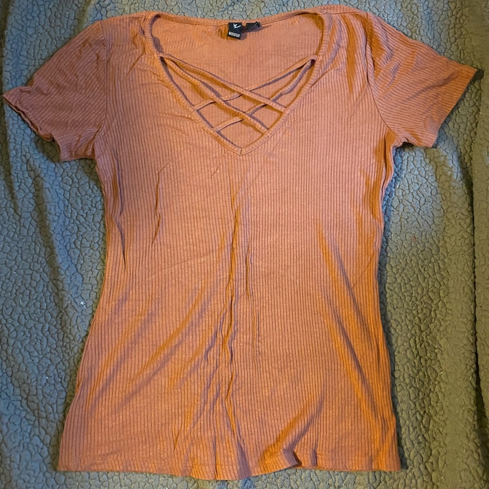 Salmon Windsor Tee!